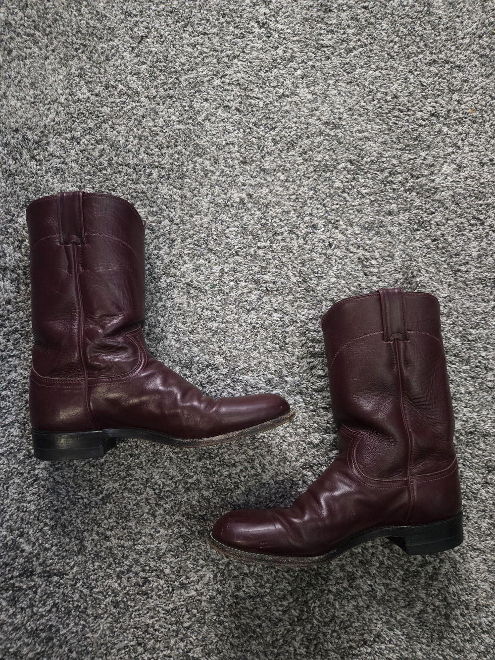 Justin Boots Burgundy Leather Roper Boots - Picture 4 of 11